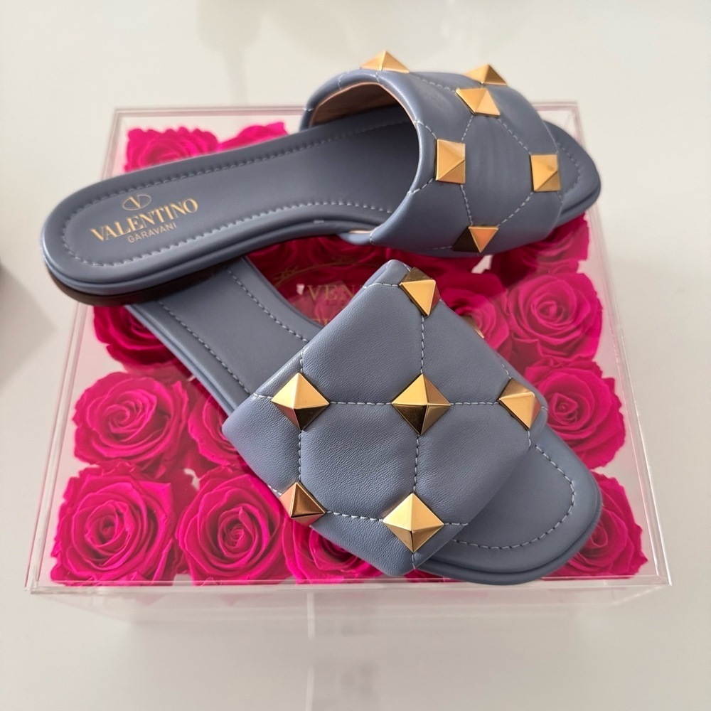 Valentino Roman Stud Flat Slide Sandal In Quilted Nappa Slipper size 38 /8 - Picture 5 of 14